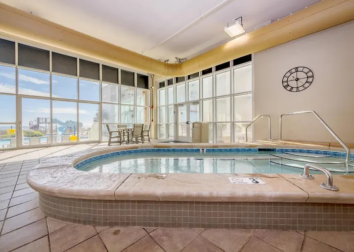 Phoenix Gulf Towers 1503 Apartment *