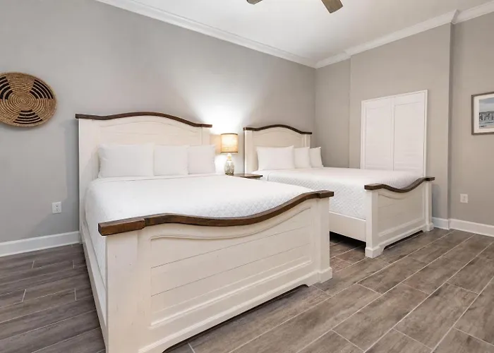 Phoenix Gulf Towers 1503 Apartment *